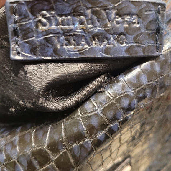 4/$25 SIMPLY VERA WANG PURSE - Picture 10 of 12